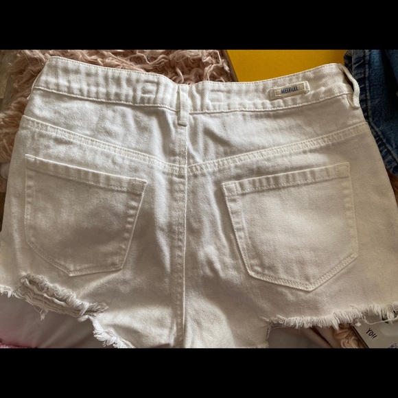 Brandy Melville White Distressed Shorts - Picture 2 of 2